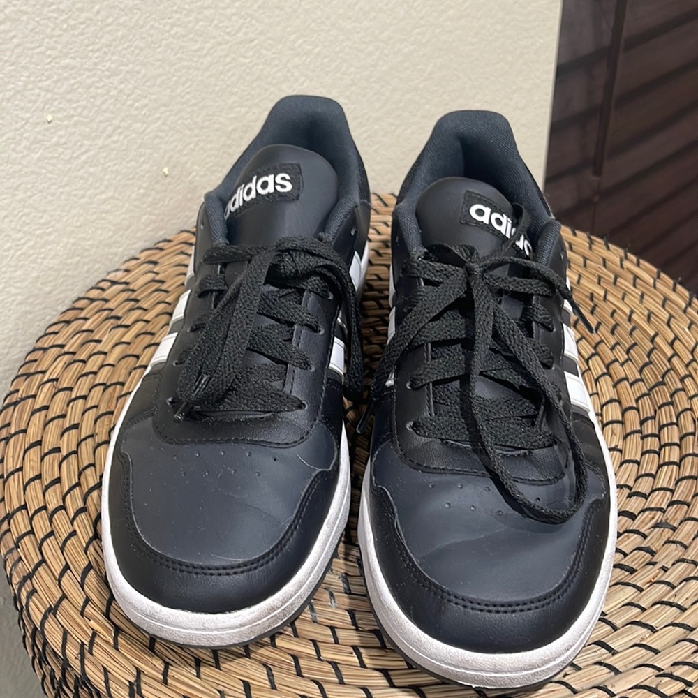 Boys Adidas only worn very few times